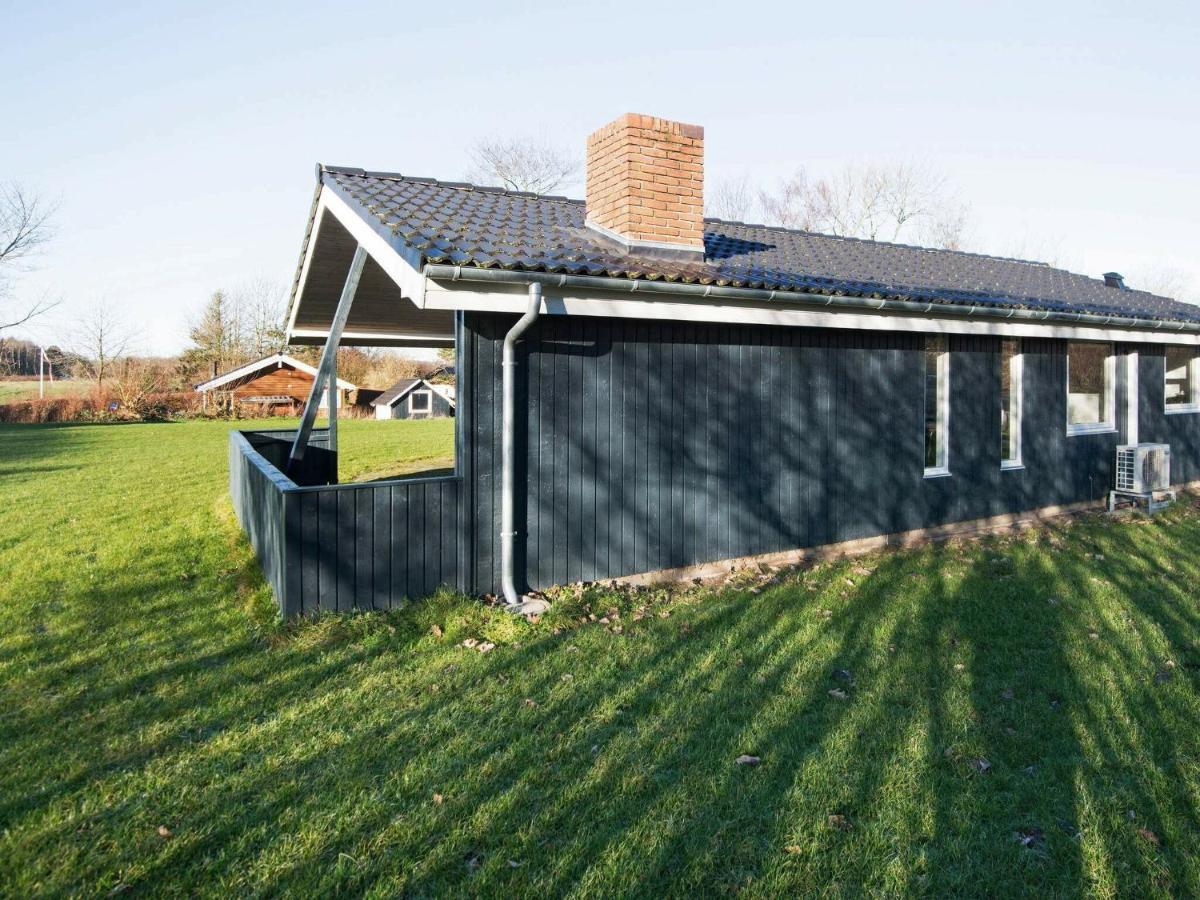 8 Person Holiday Home In B Rkop Egeskov  Esterno foto