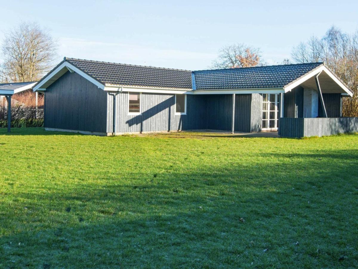 8 Person Holiday Home In B Rkop Egeskov  Esterno foto